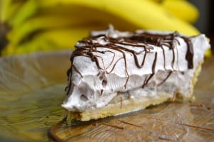 4 ingredient chocolate banana pie (choco-nana pie)