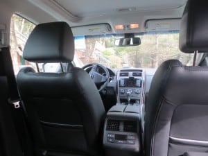 view from the back, dashboard screen, CX9