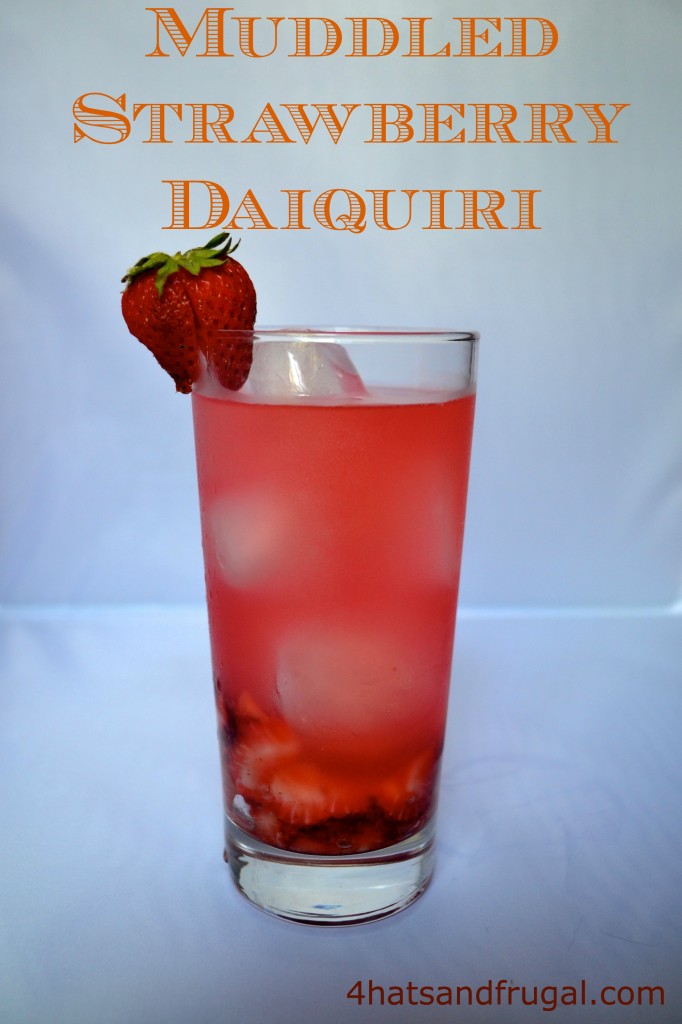 strawberry daiquiri, easy cocktail, girls night in