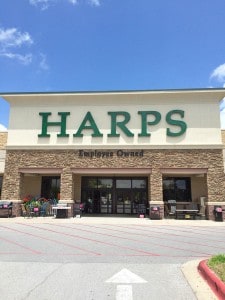 Trying to figure out how to shop at Harp's on a small grocery budget? Check out this post for some easy tips!