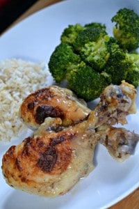 This 5 ingredient, 5 step chicken dinner recipe is perfect for a quick weeknight meal.