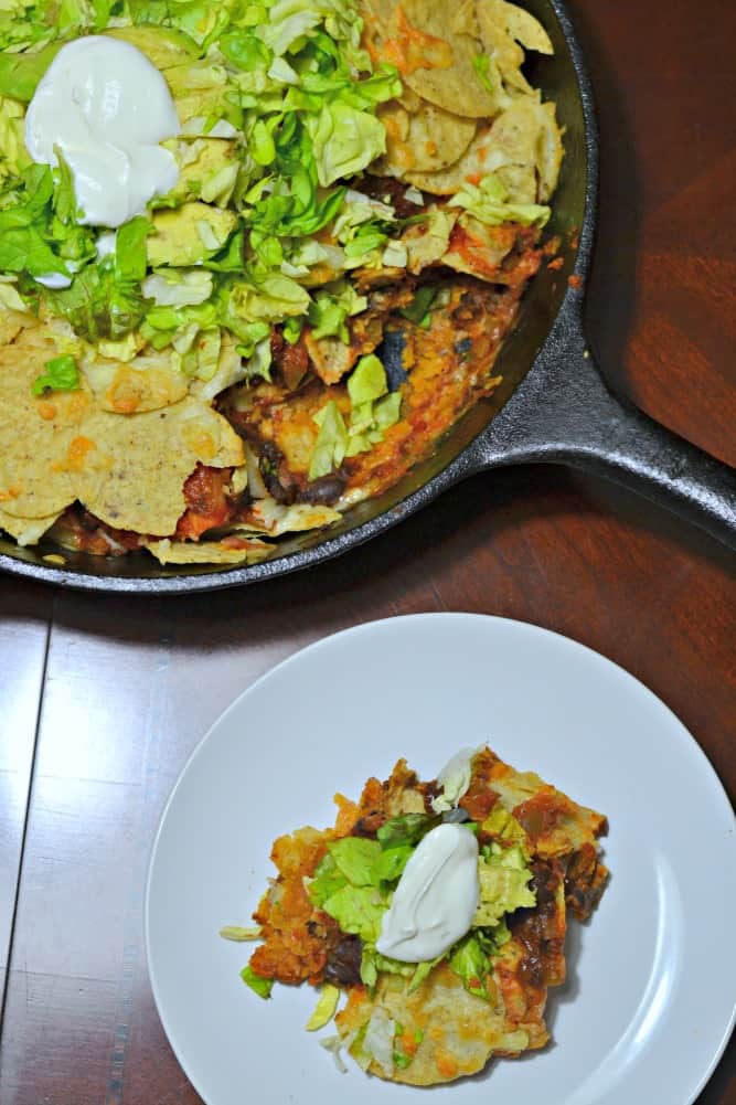 Looking for an easy twist on Taco Tuesday? You have to try this Nacho Pie. It's so dang simple, I can't believe I never thought of doing this!