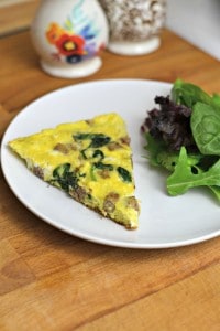 Need a quick frittata recipe, for breakfast, lunch or dinner? This one uses fully cooked sausage, and fresh spinach! #SausageFamily #sponsored