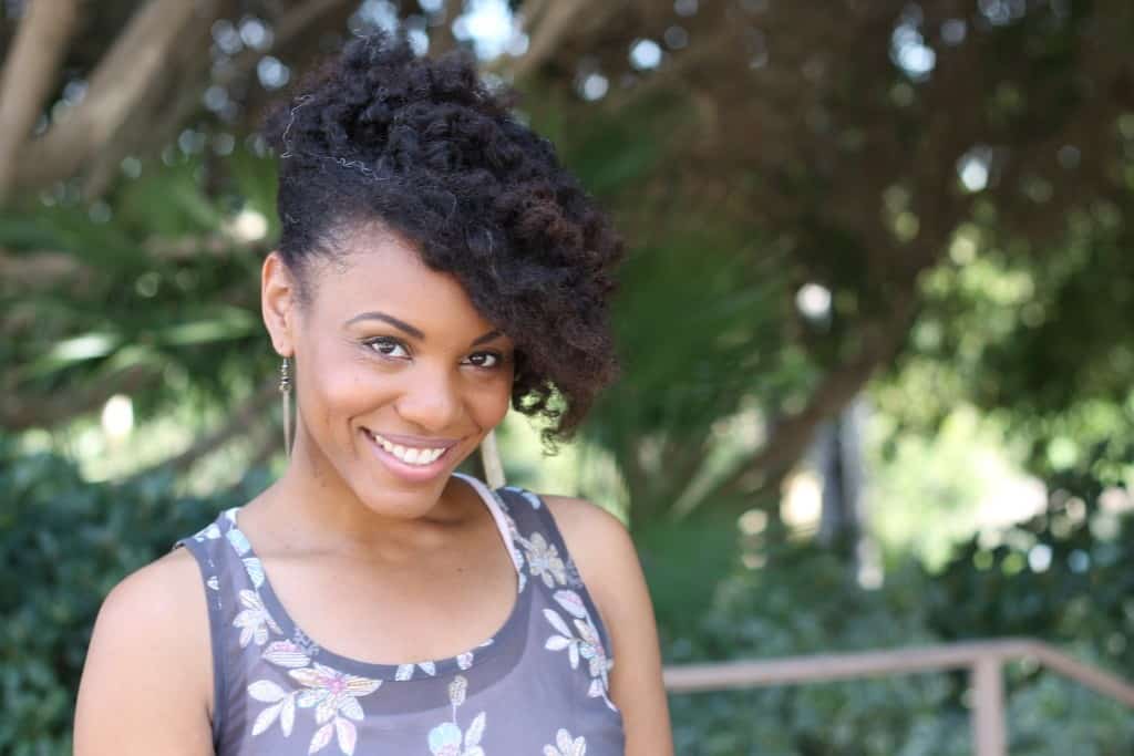 This post shares how Black Blogger Pioneer Brandi Riley became a pivitol part of the online community space, and how she uses her talents to lift others.