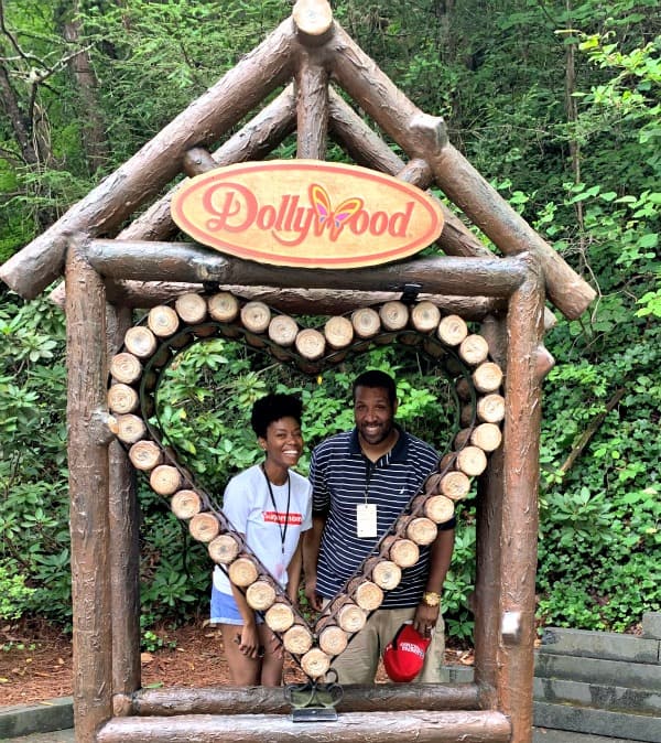 Dollywood Park is 150 acres, with 11 themed areas. Can you visit Dollywood in 4 hours (or less)? Heck yes, you can! Here's your full game plan.