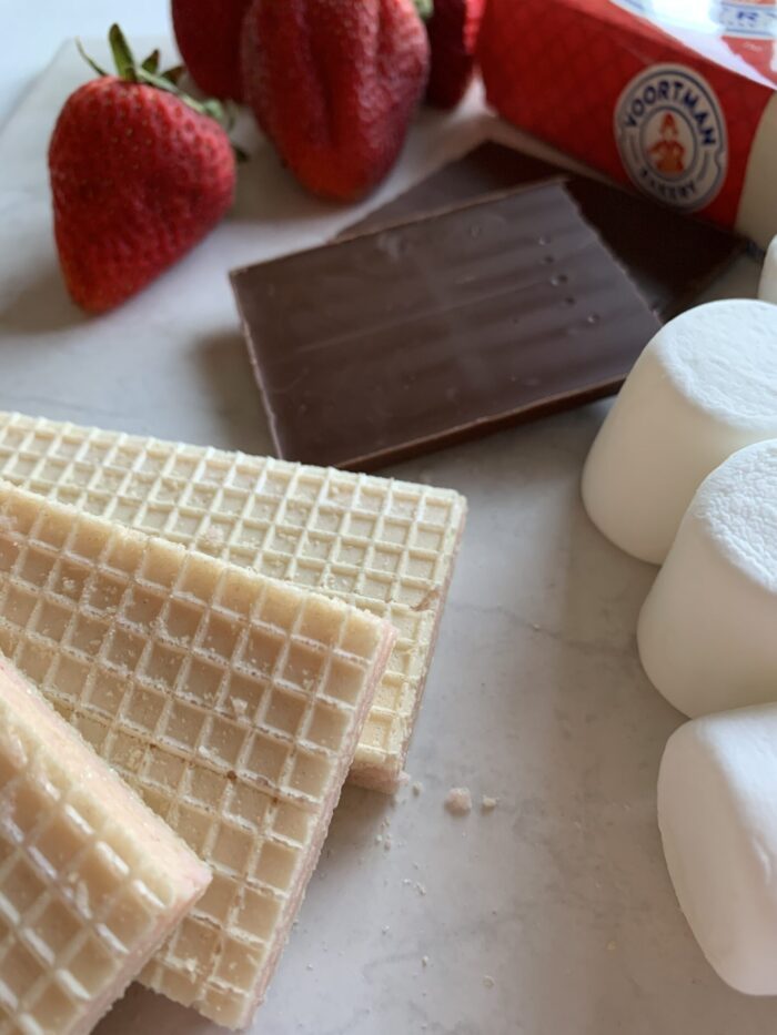 Summer is all about s'mores! This chocolate covered strawberry smores recipe may end up being your family's new favorite. The cookies are the key!